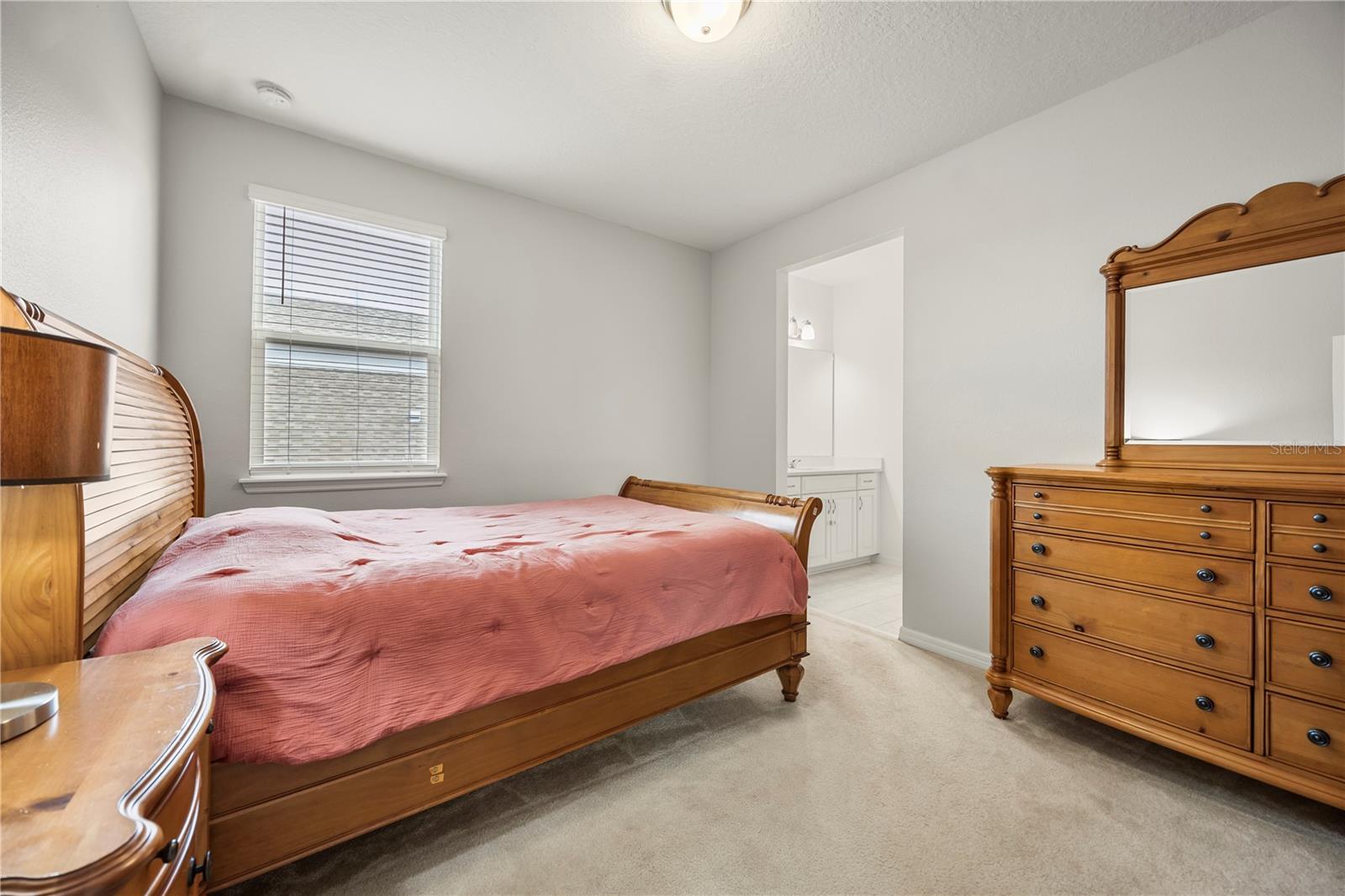 Image 26 of 59 For 9567 Meadow Hunt Way
