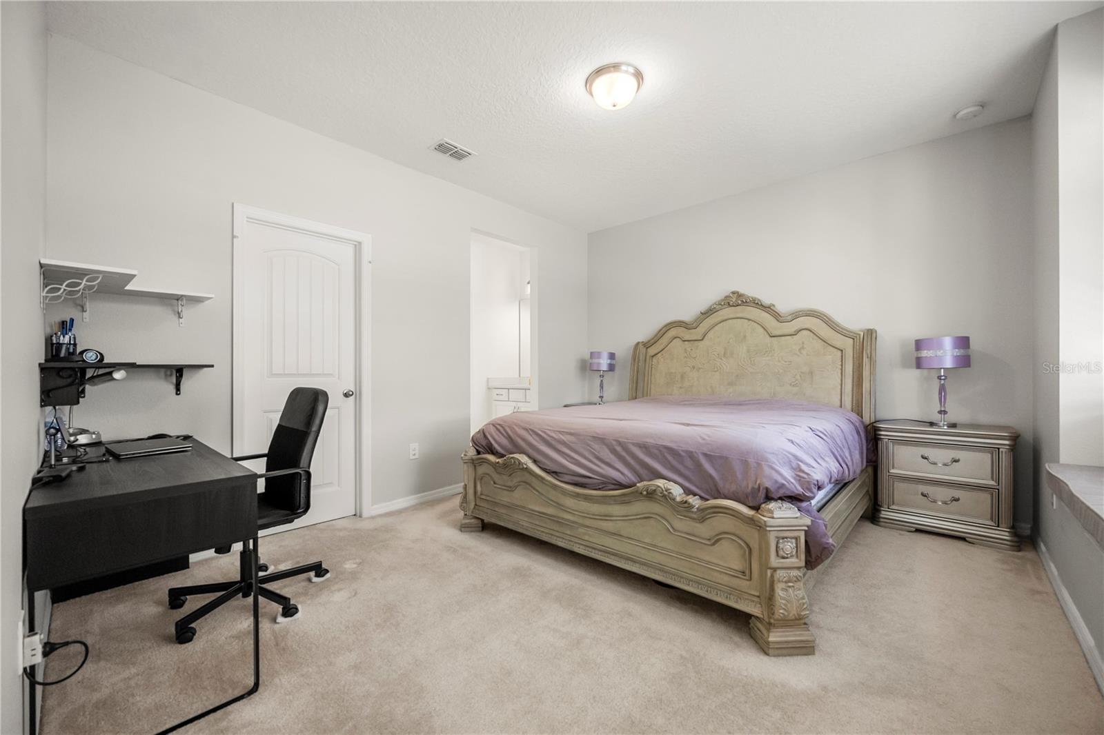 Image 30 of 59 For 9567 Meadow Hunt Way