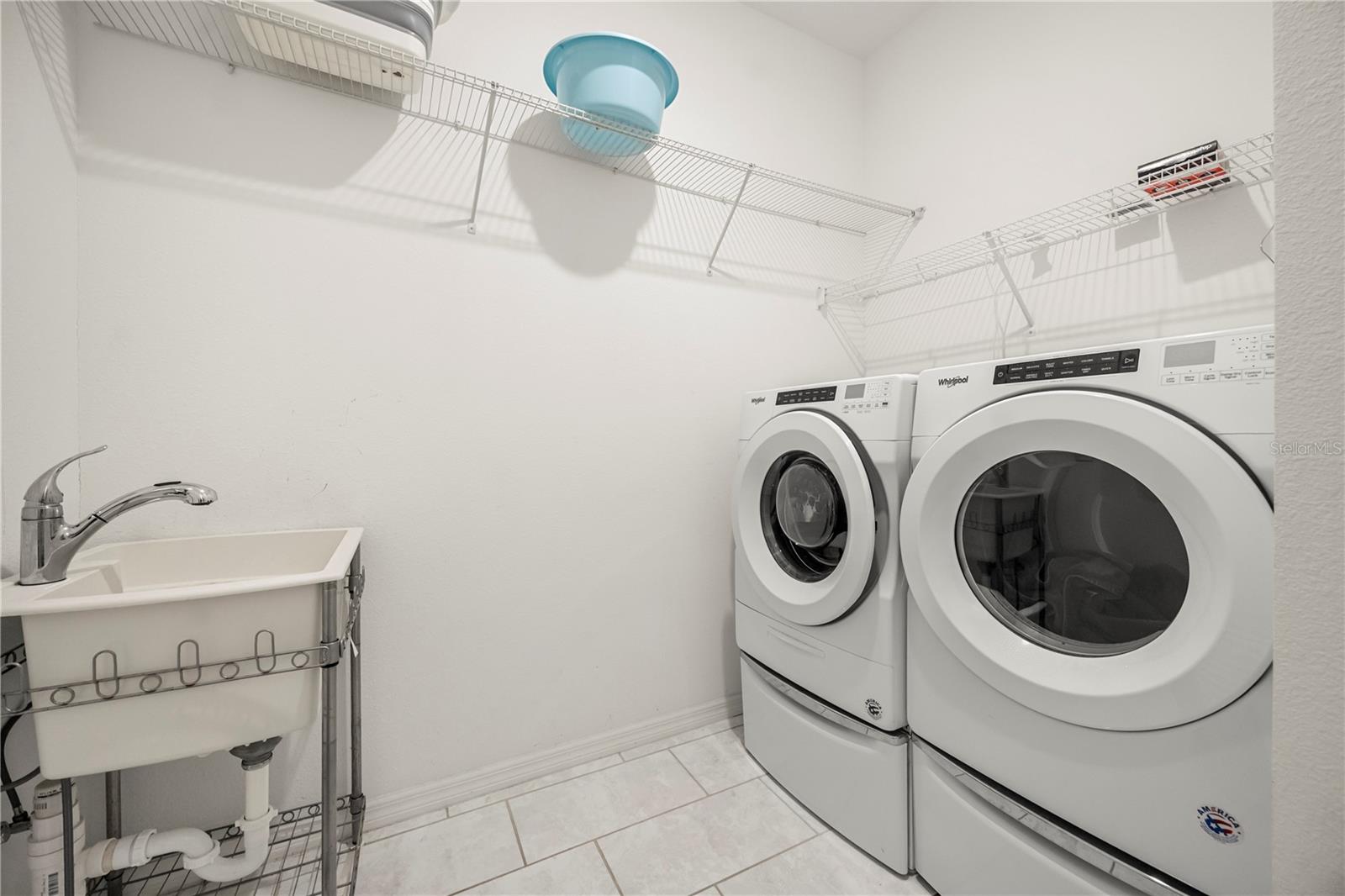 Image 39 of 59 For 9567 Meadow Hunt Way