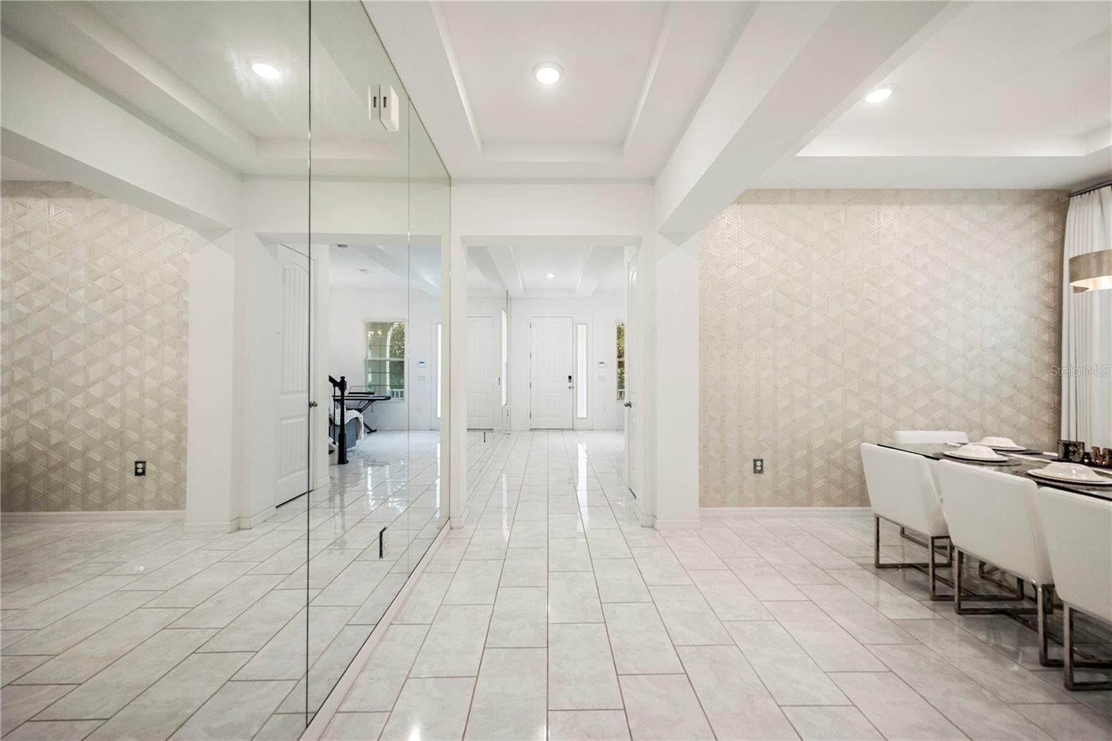 Image 7 of 59 For 9567 Meadow Hunt Way