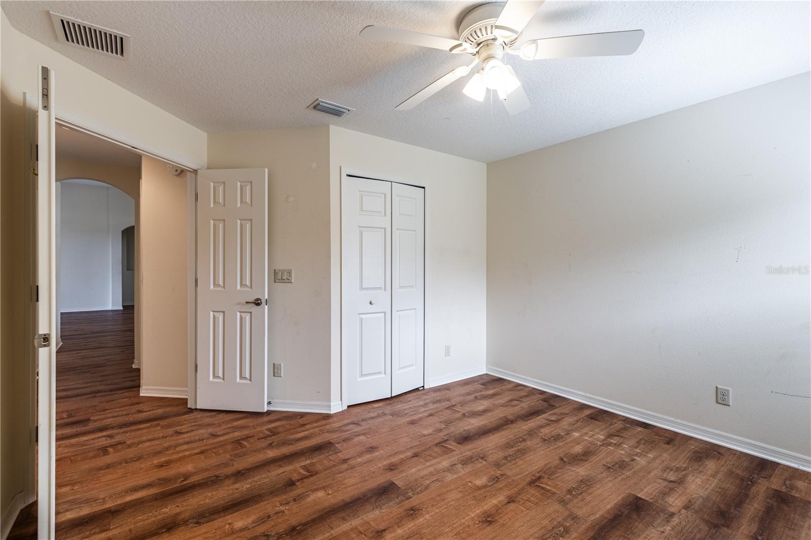 Image 20 of 29 For 27127 Stoney Brook Drive