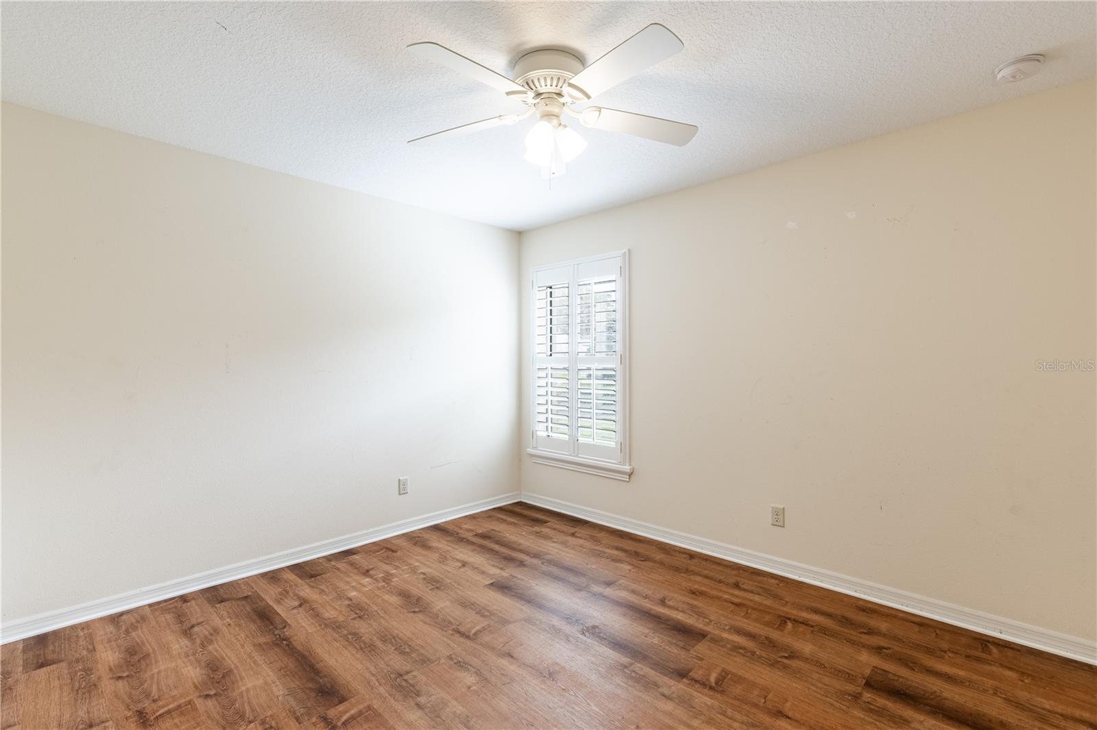 Image 21 of 29 For 27127 Stoney Brook Drive