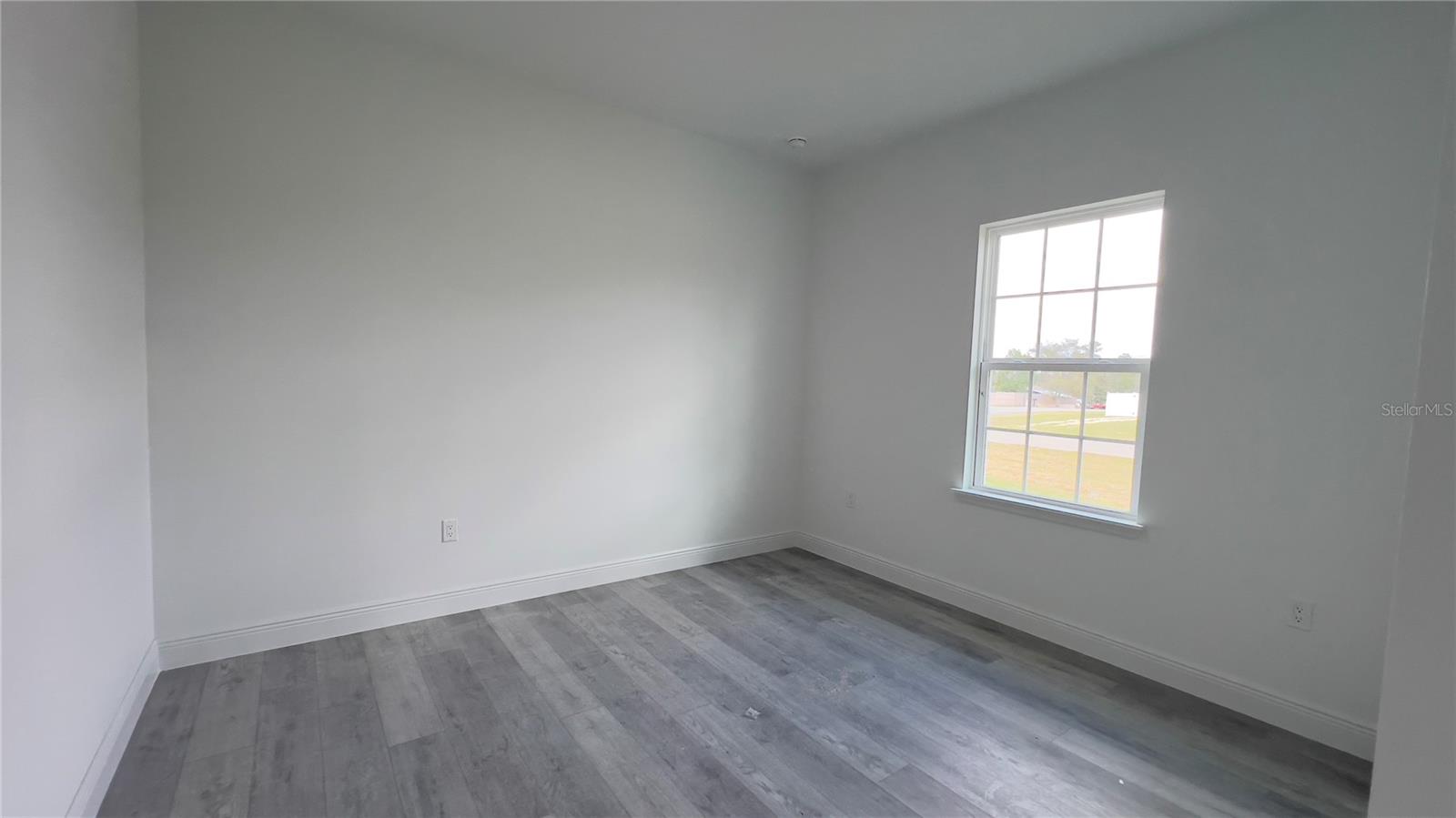 Image 15 of 27 For 2523 159th Lane