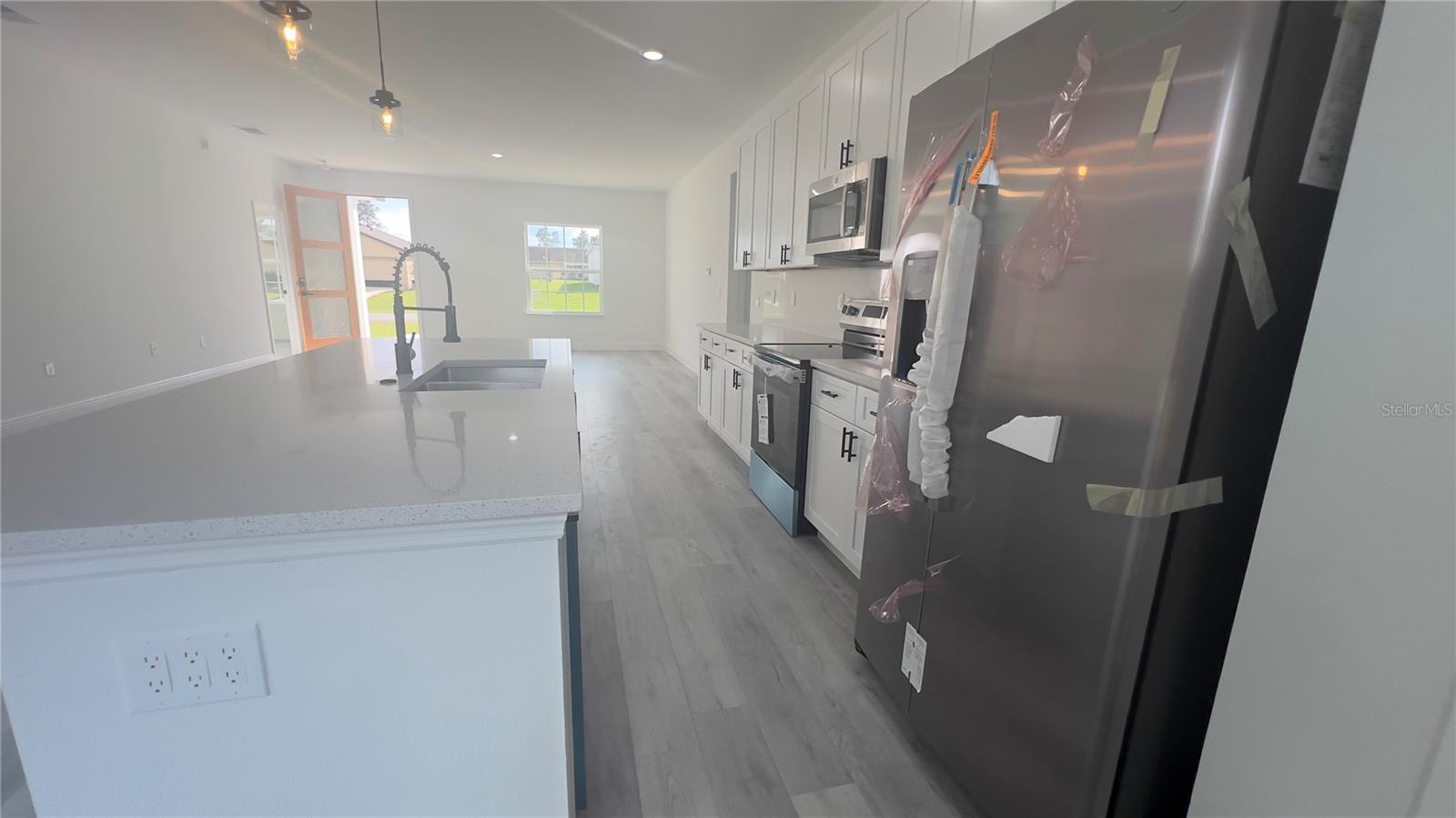 Image 4 of 27 For 2523 159th Lane