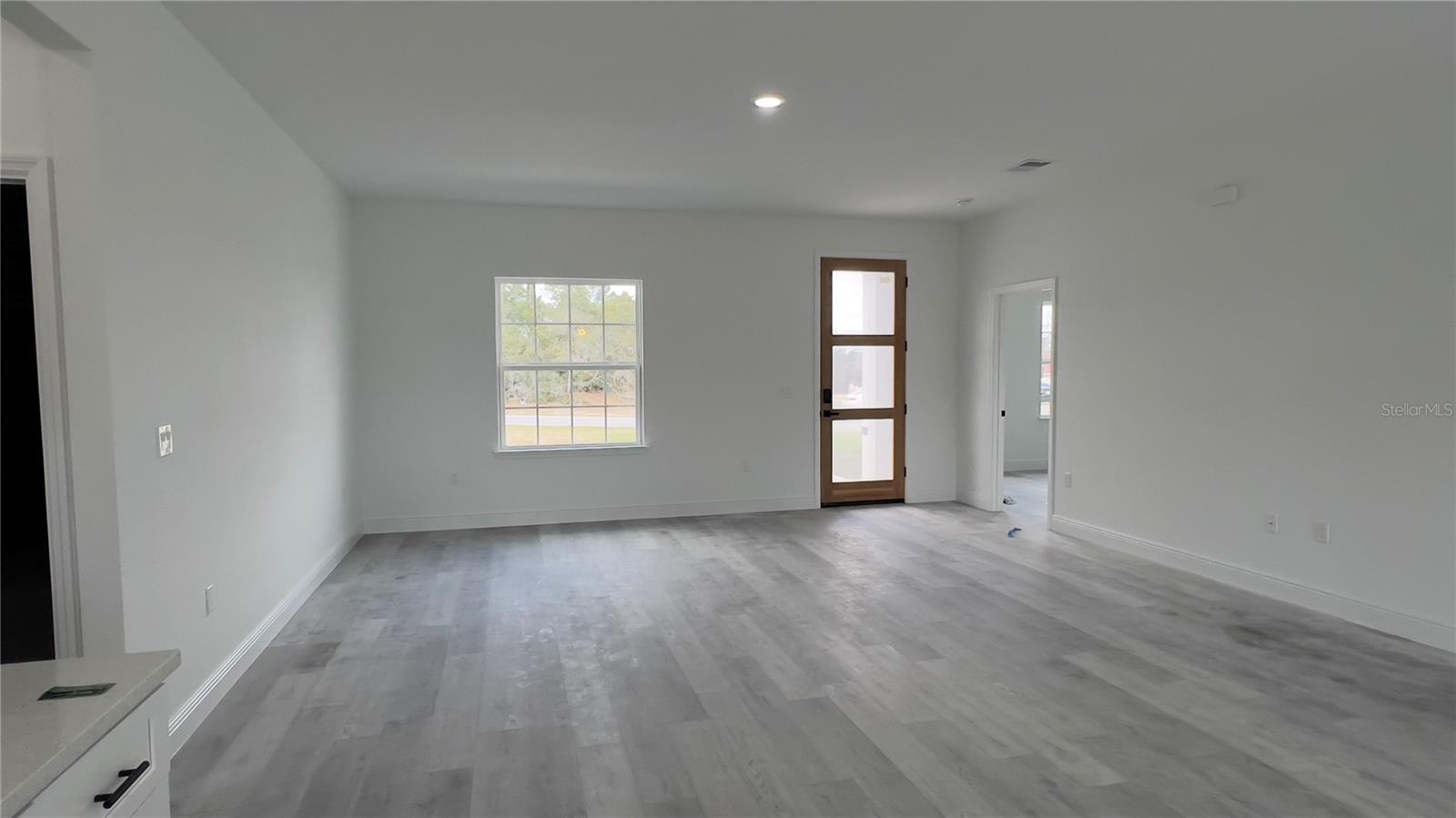 Image 9 of 27 For 2523 159th Lane