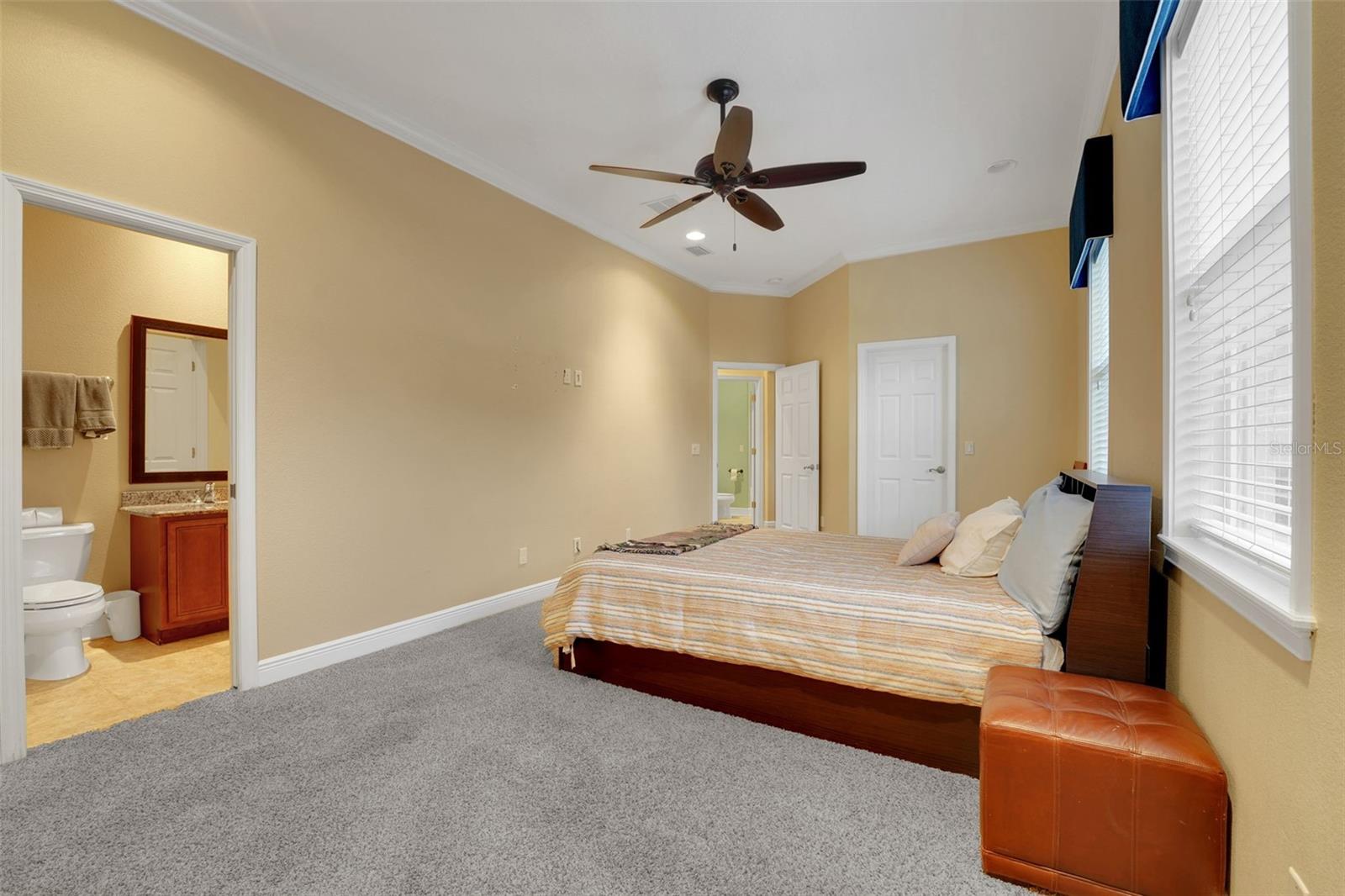 Image 44 of 51 For 914 Sweetgum Valley Place