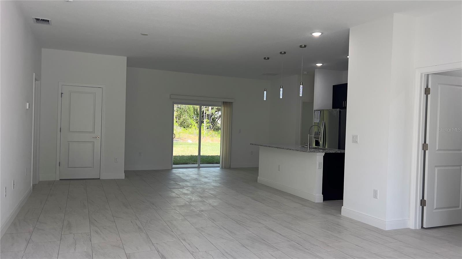 Image 3 of 34 For 16391 17th Terrace Road