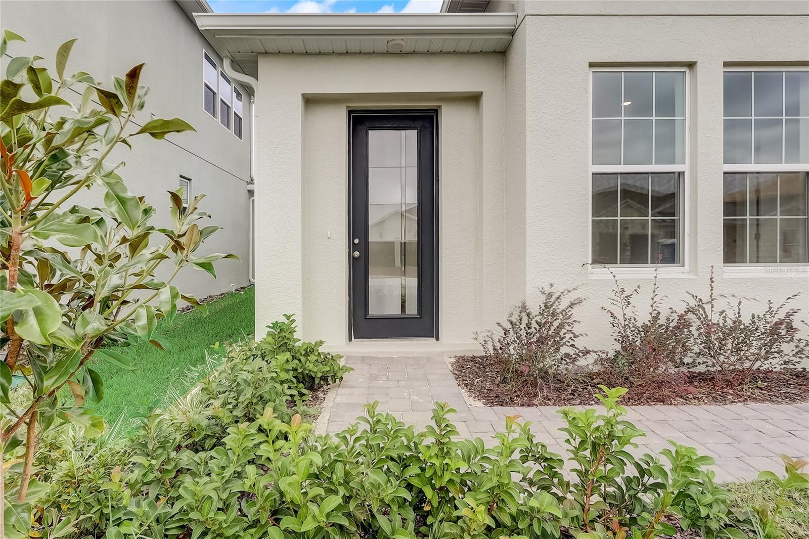Image 5 of 58 For 18964 Rawson Street