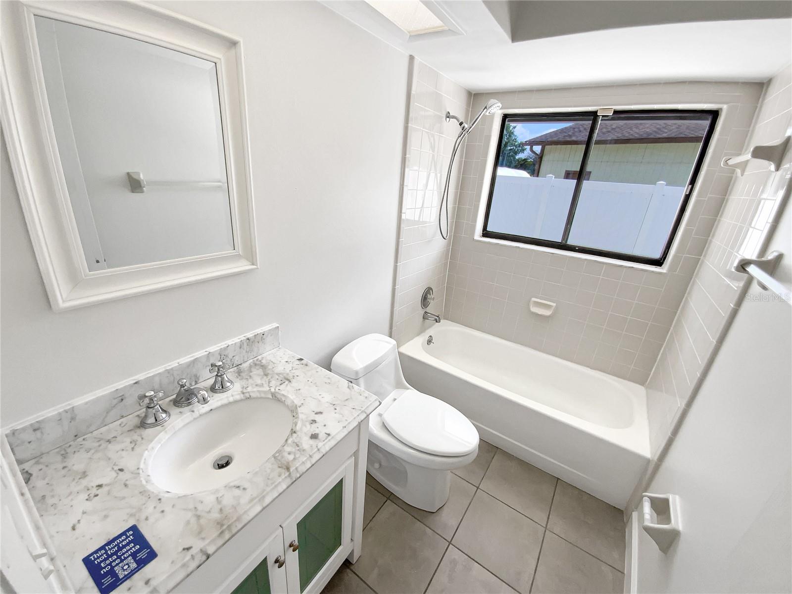 Image 22 of 33 For 4993 Heatherstone Place