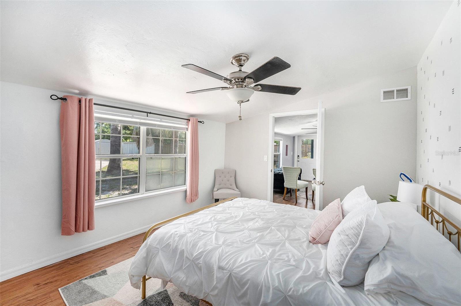 Image 14 of 28 For 6801 16th Street N