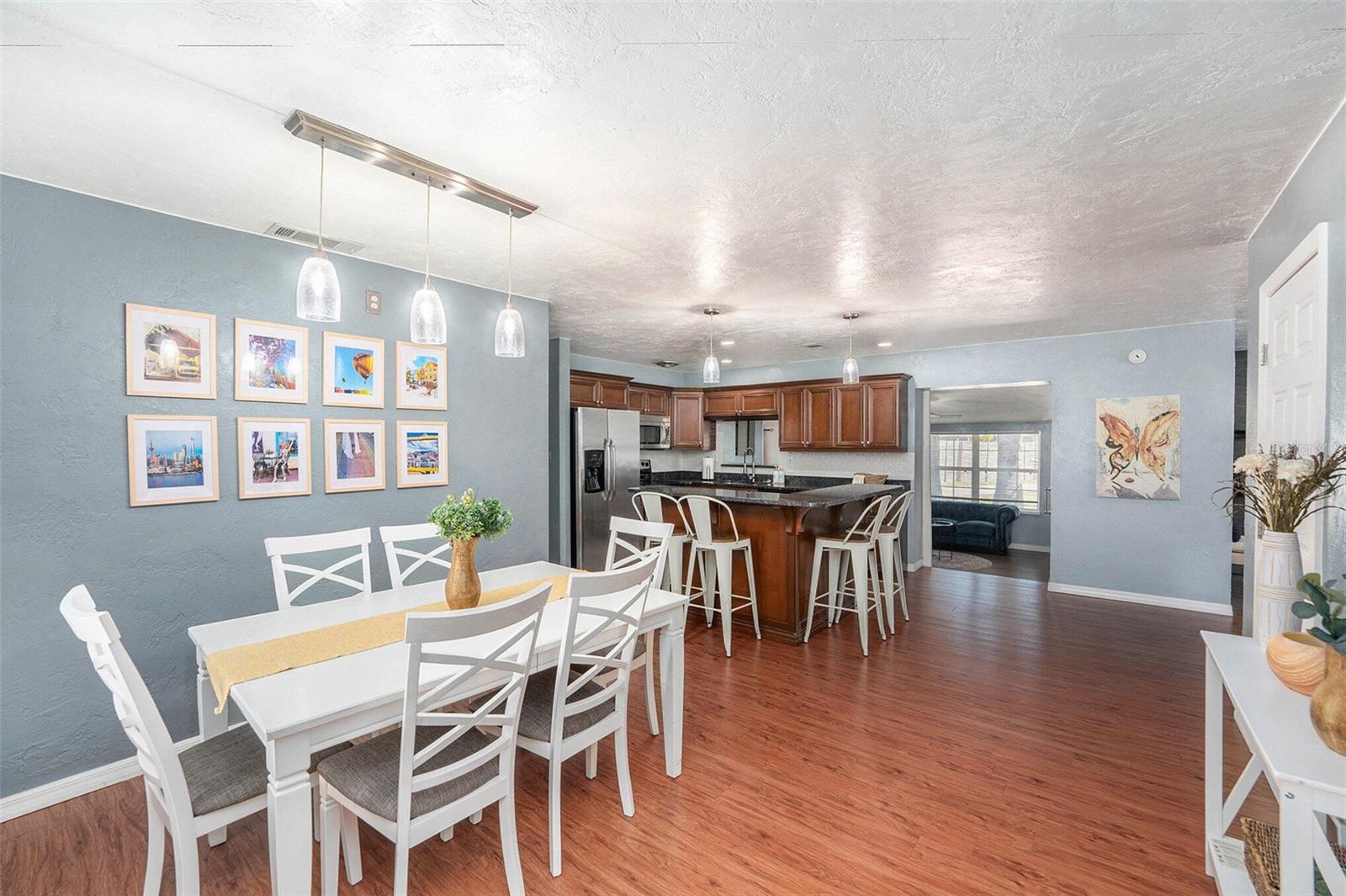 Image 7 of 28 For 6801 16th Street N