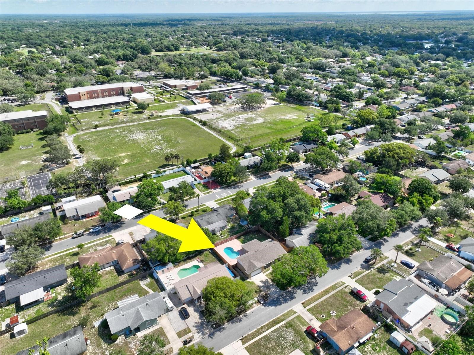 Image 10 of 35 For 512 Ivanhoe Way