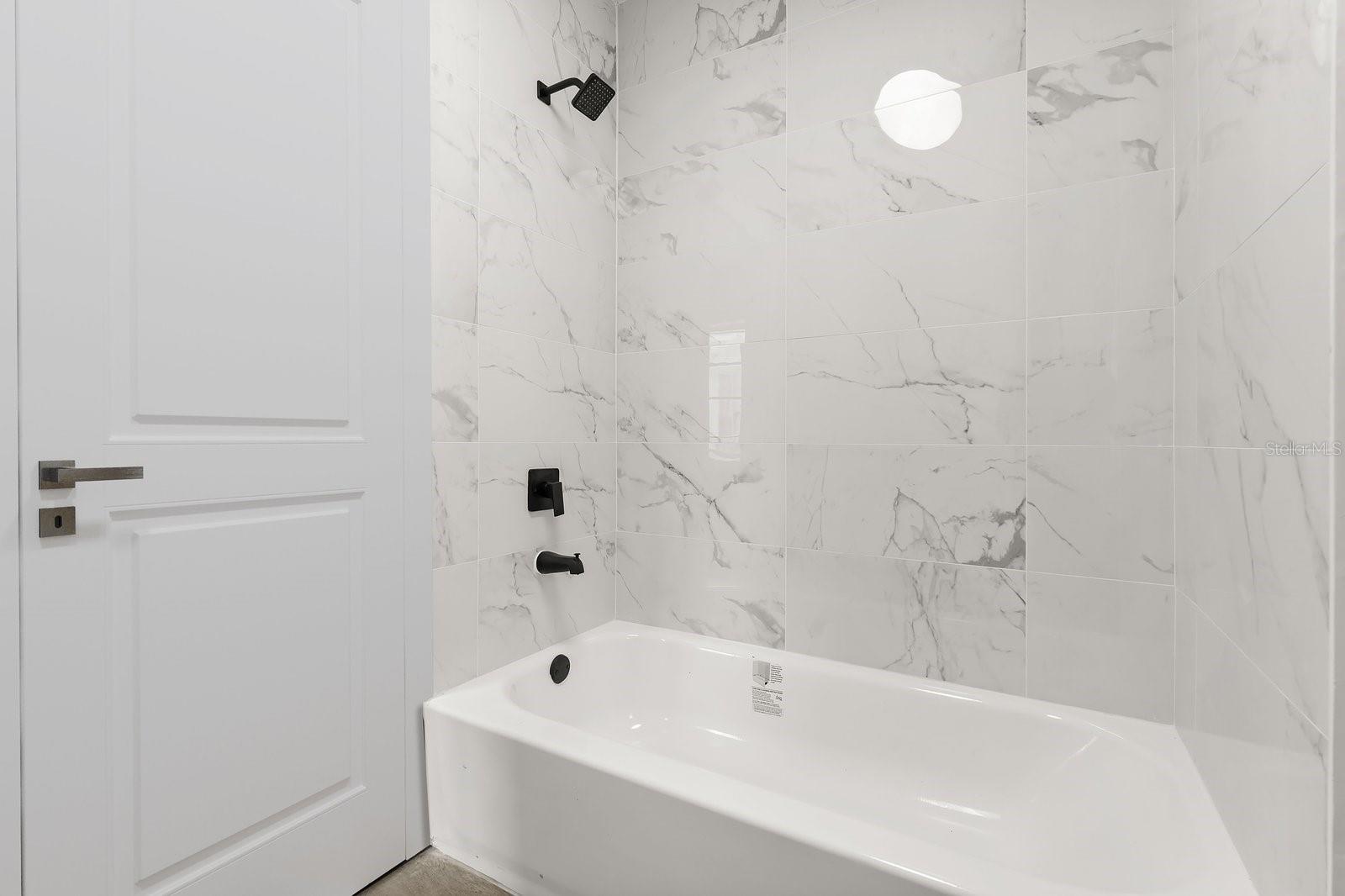 Image 20 of 43 For 2014 10th Street Nw