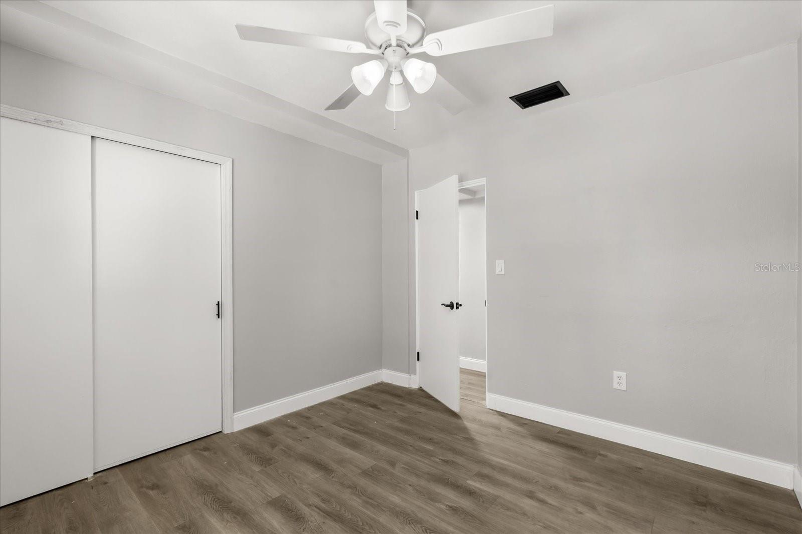 Image 23 of 43 For 2014 10th Street Nw