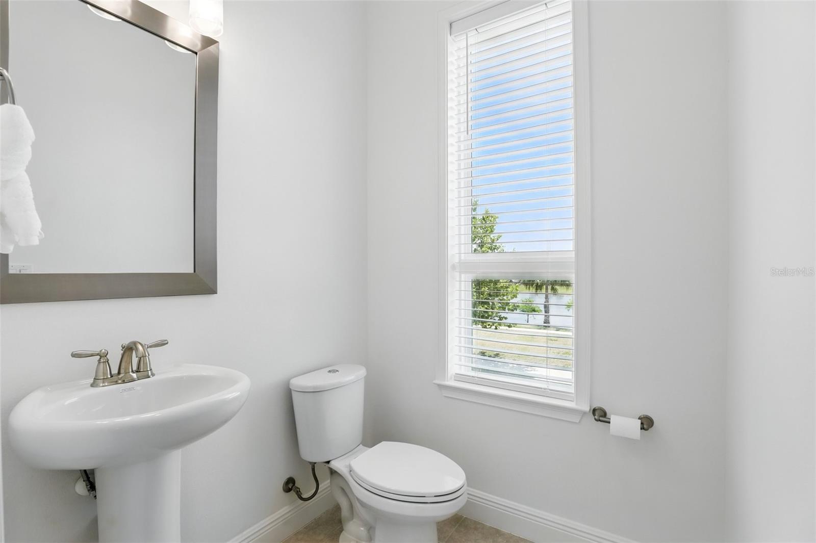 Image 16 of 41 For 9820 Bucklow Hill Drive