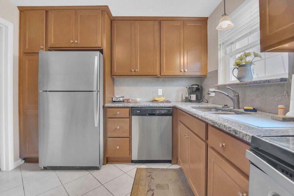 Image 10 of 20 For 4262 Lake Underhill Road 9c7