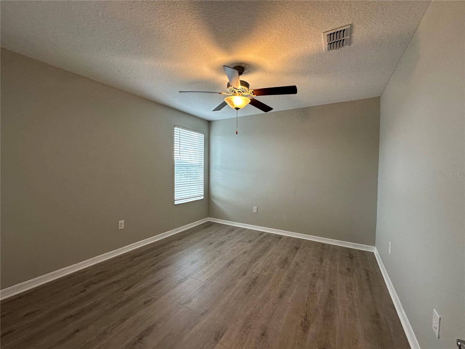 Image 13 of 15 For 13344 Great Plains Drive S