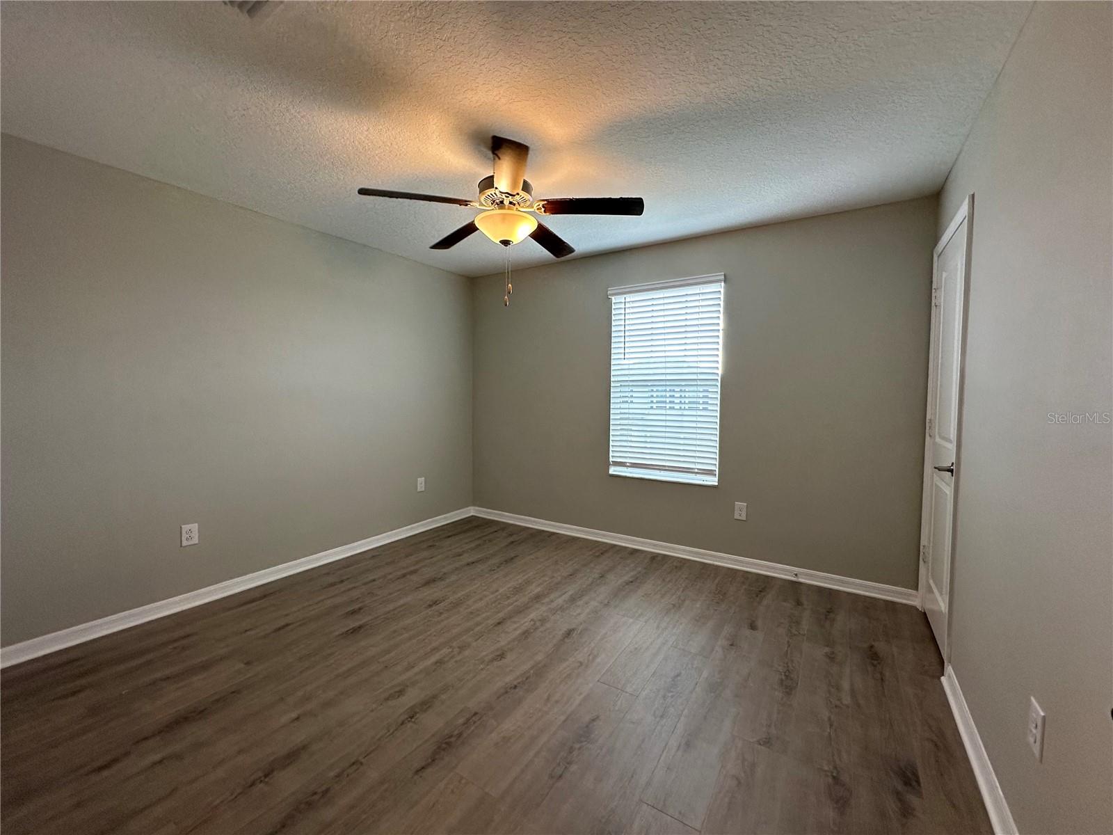 Image 14 of 15 For 13344 Great Plains Drive S