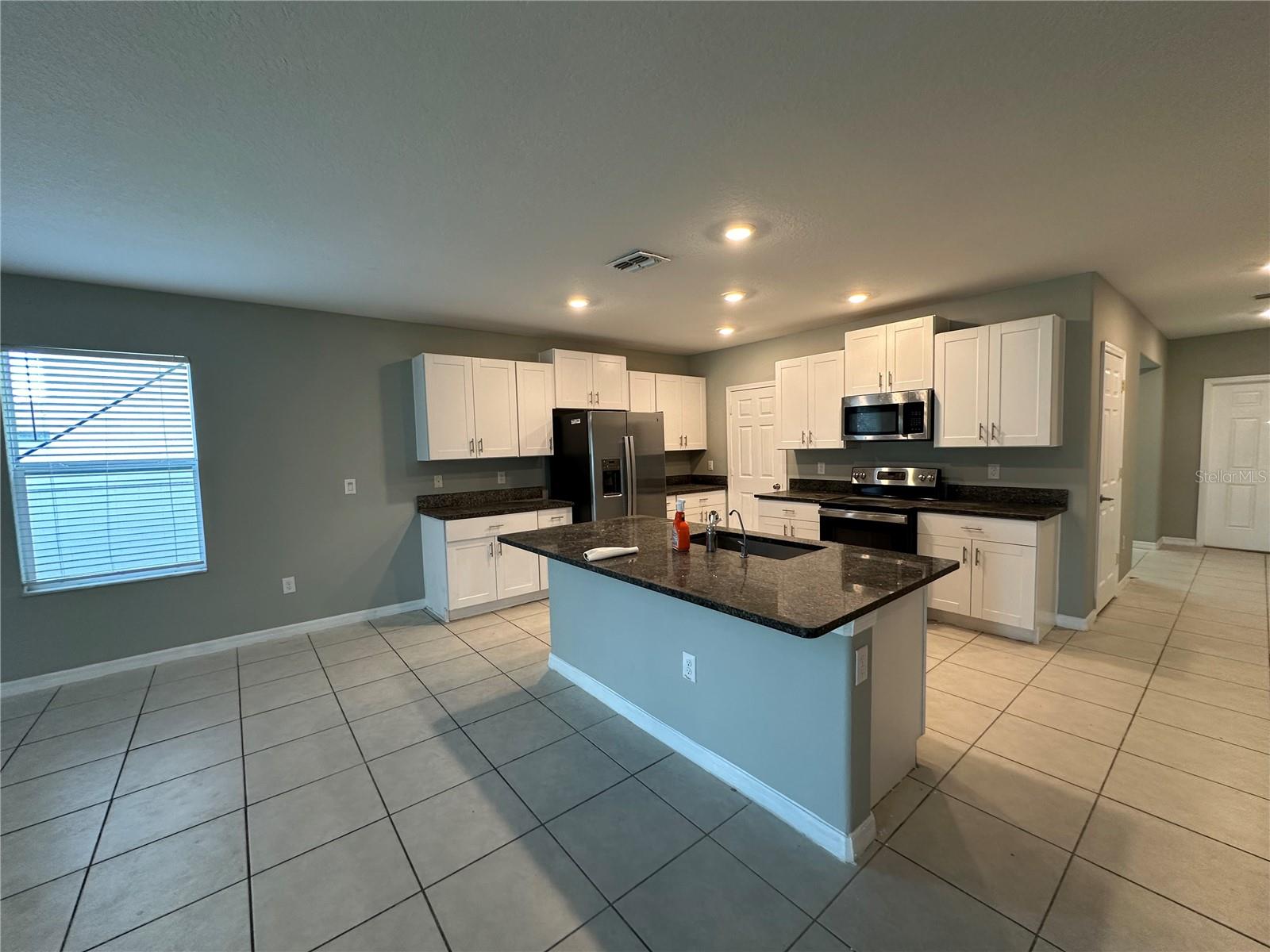 Image 6 of 15 For 13344 Great Plains Drive S