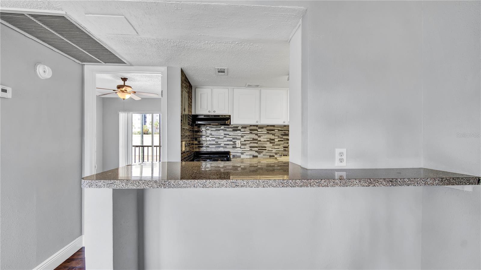 Image 6 of 25 For 115 Oyster Bay Circle 260