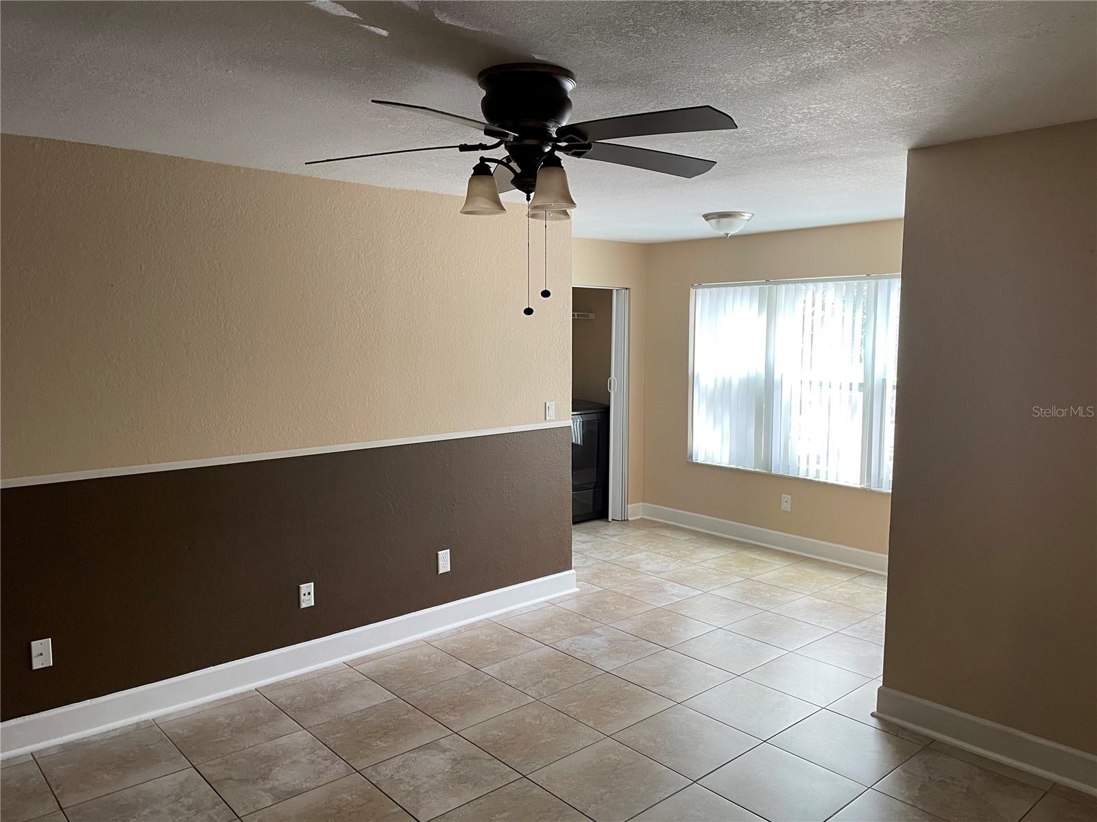 Image 6 of 18 For 4512 Commander Drive 1725