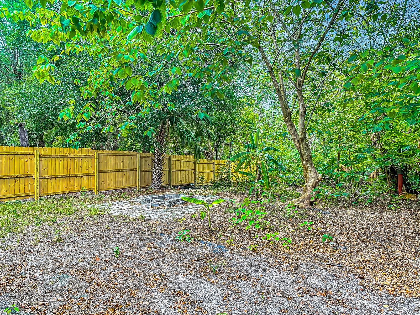 Image 25 of 32 For 499 Beresford Road