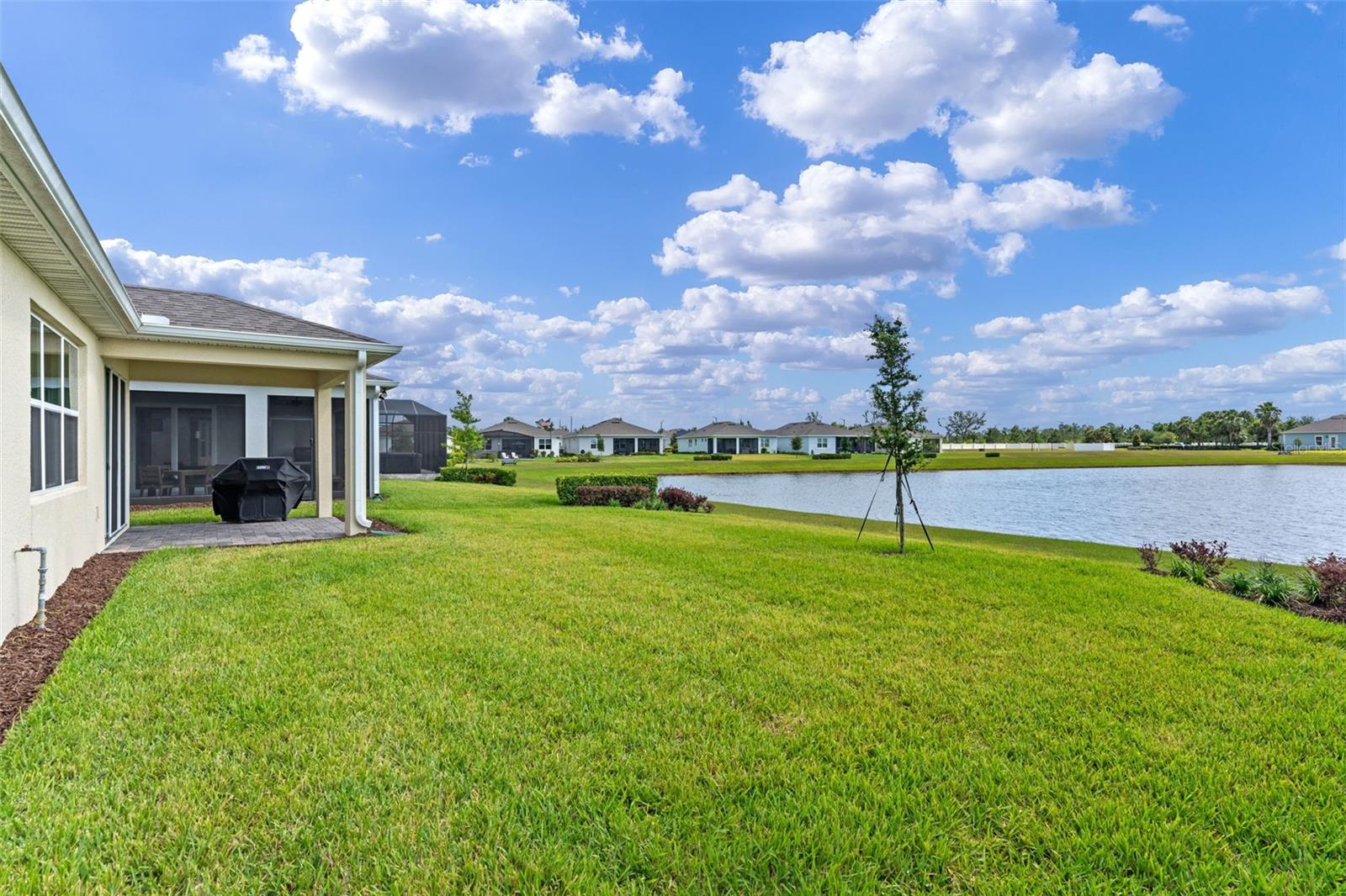 Image 3 of 42 For 6121 Blue Pond Way