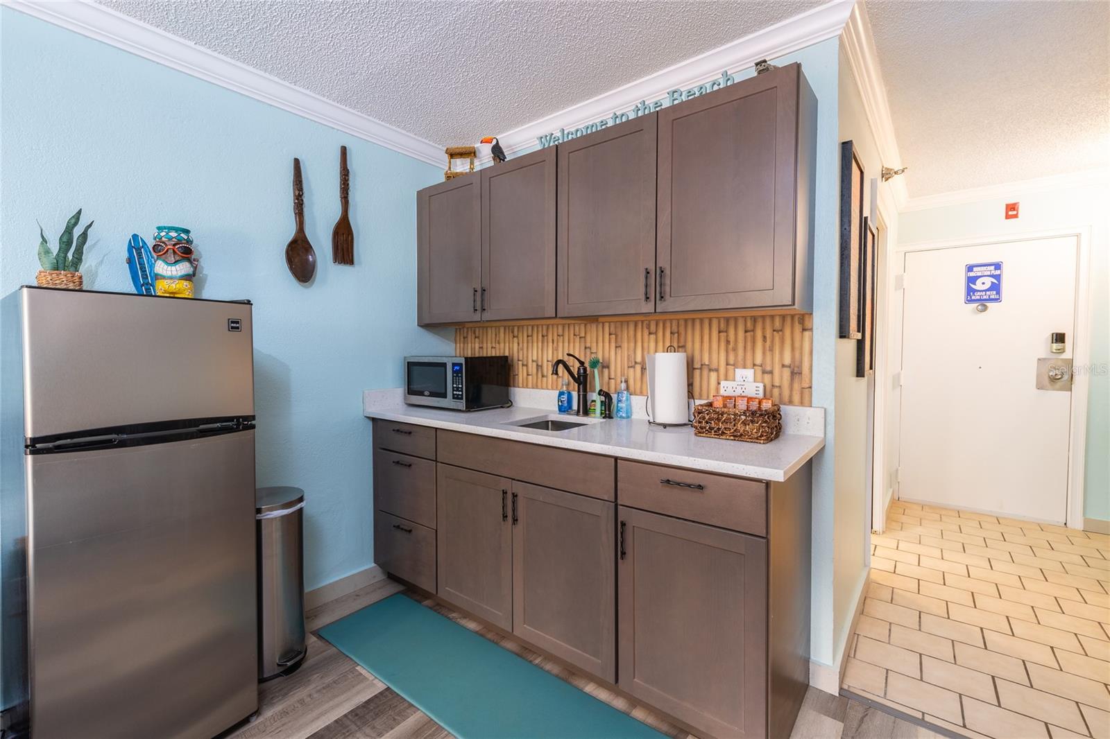 Image 3 of 10 For 2043 Atlantic Avenue 105