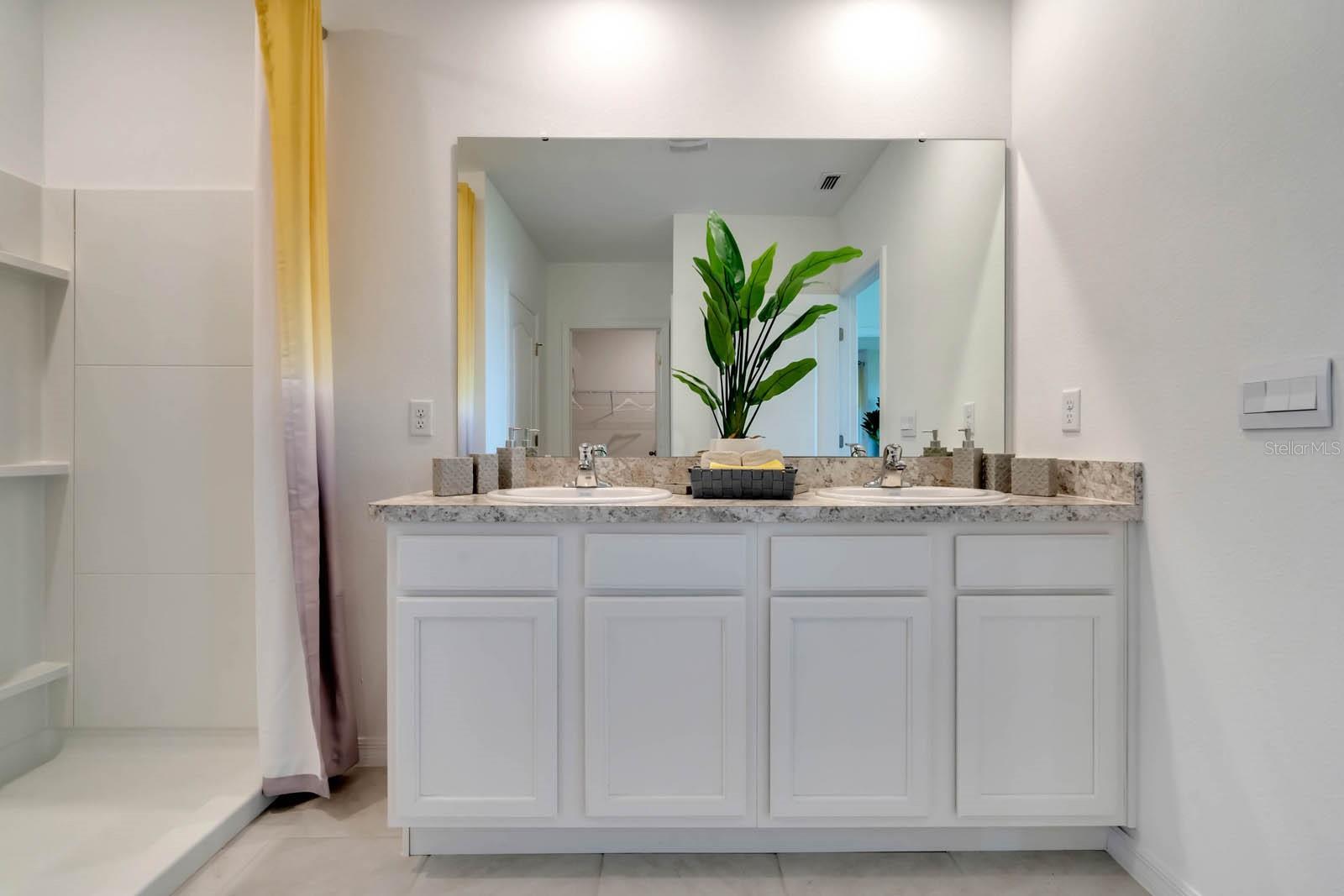 Image 31 of 33 For 203 Taylor Groves Drive