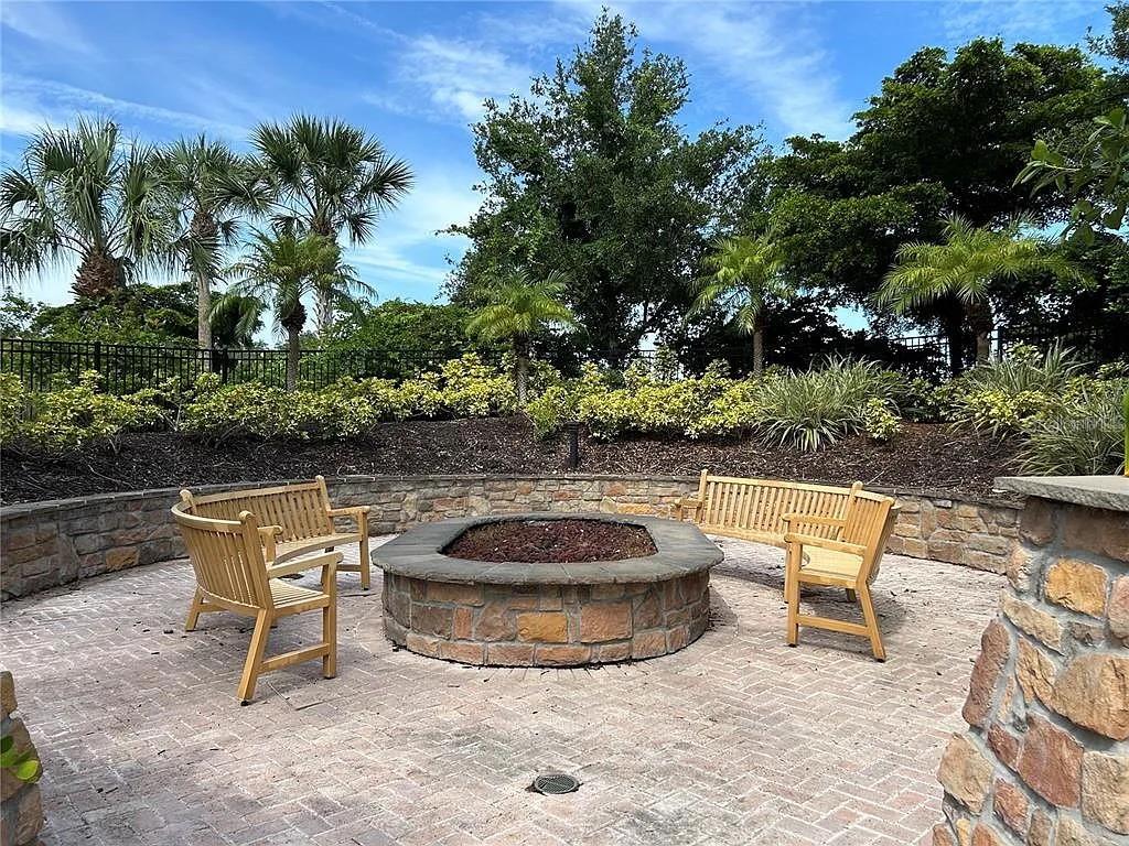 Image 32 of 35 For 8251 Varenna Drive