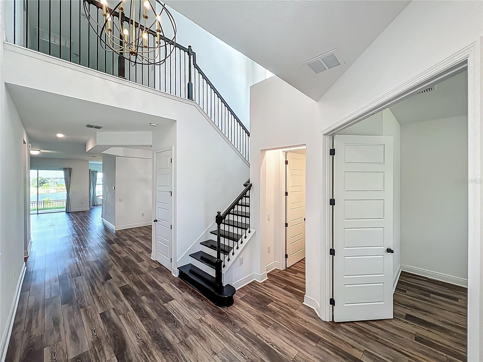 Image 12 of 66 For 7398 Alpine Butterfly Ln