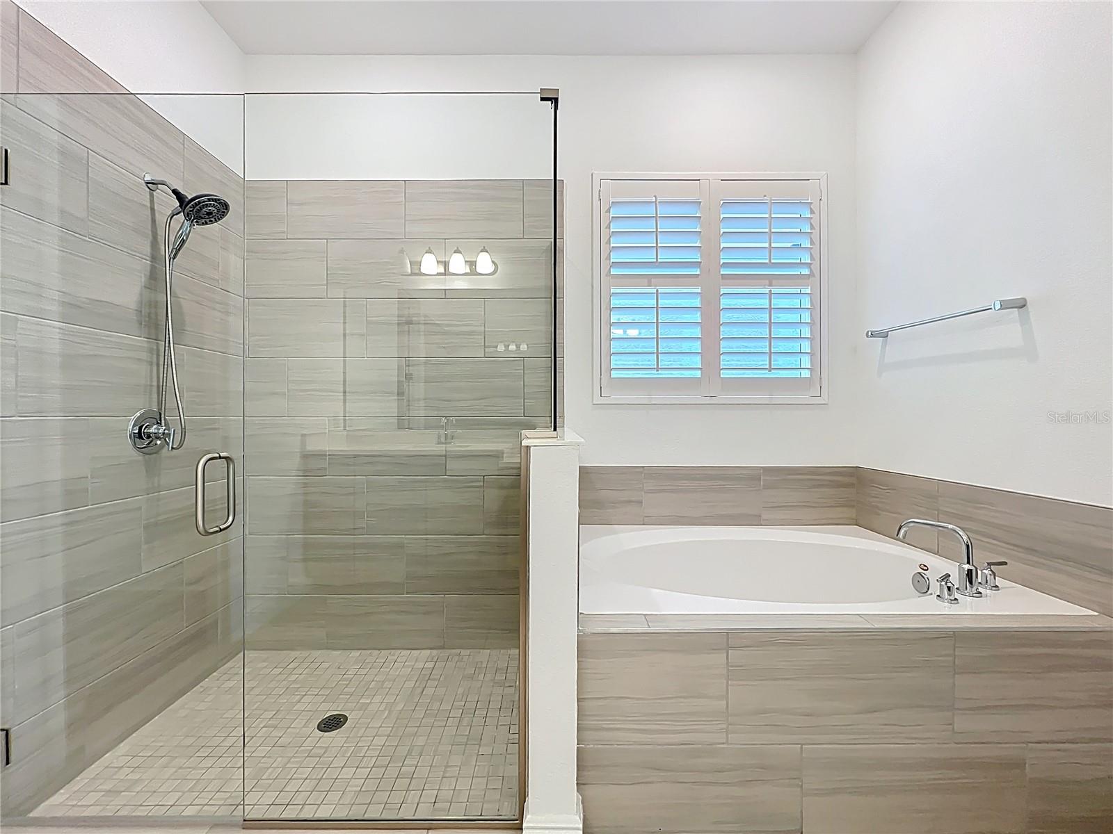 Image 31 of 66 For 7398 Alpine Butterfly Ln