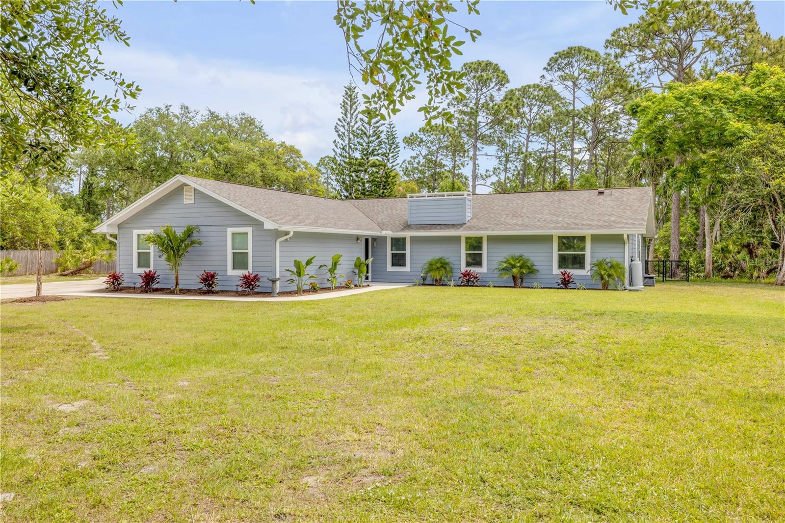 Details for 106 Pine Tree Drive, ORMOND BEACH, FL 32174