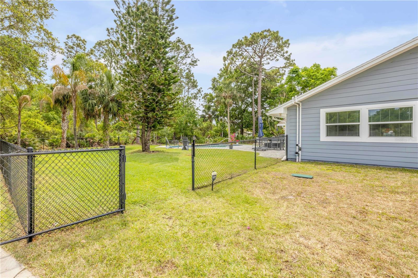 Image 61 of 85 For 106 Pine Tree Drive
