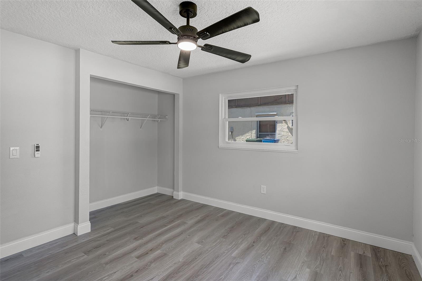 Image 25 of 36 For 2105 9th Street Ne