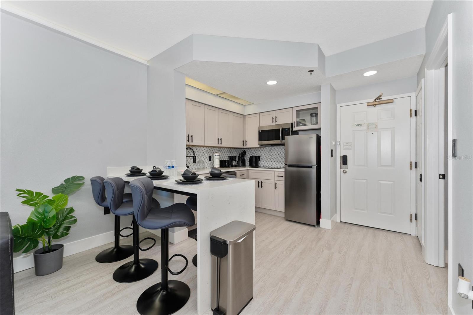 Image 8 of 28 For 7601 Canada Avenue 305