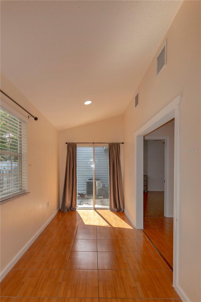 Image 13 of 17 For 1360 Landry Circle