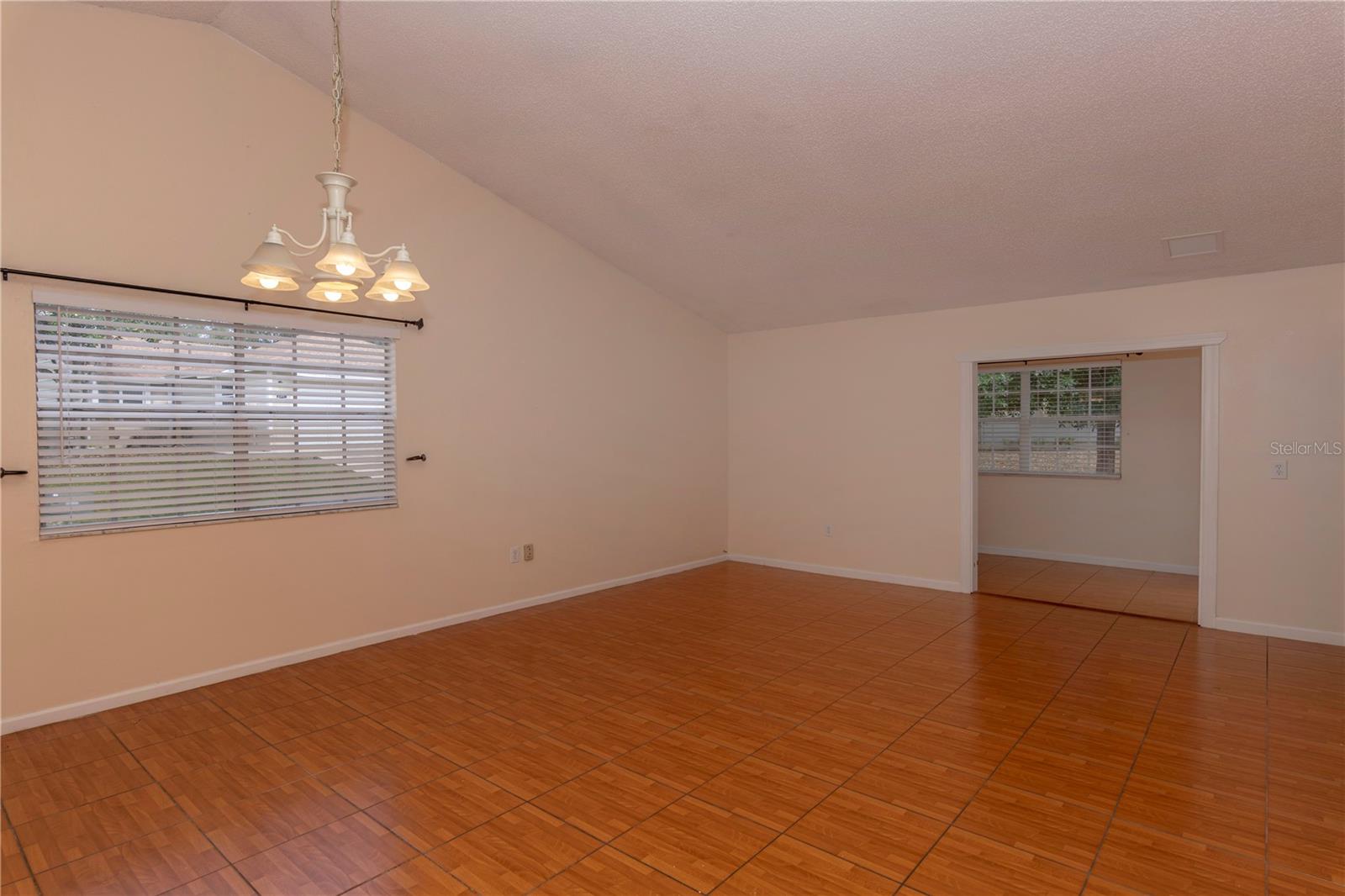 Image 6 of 17 For 1360 Landry Circle