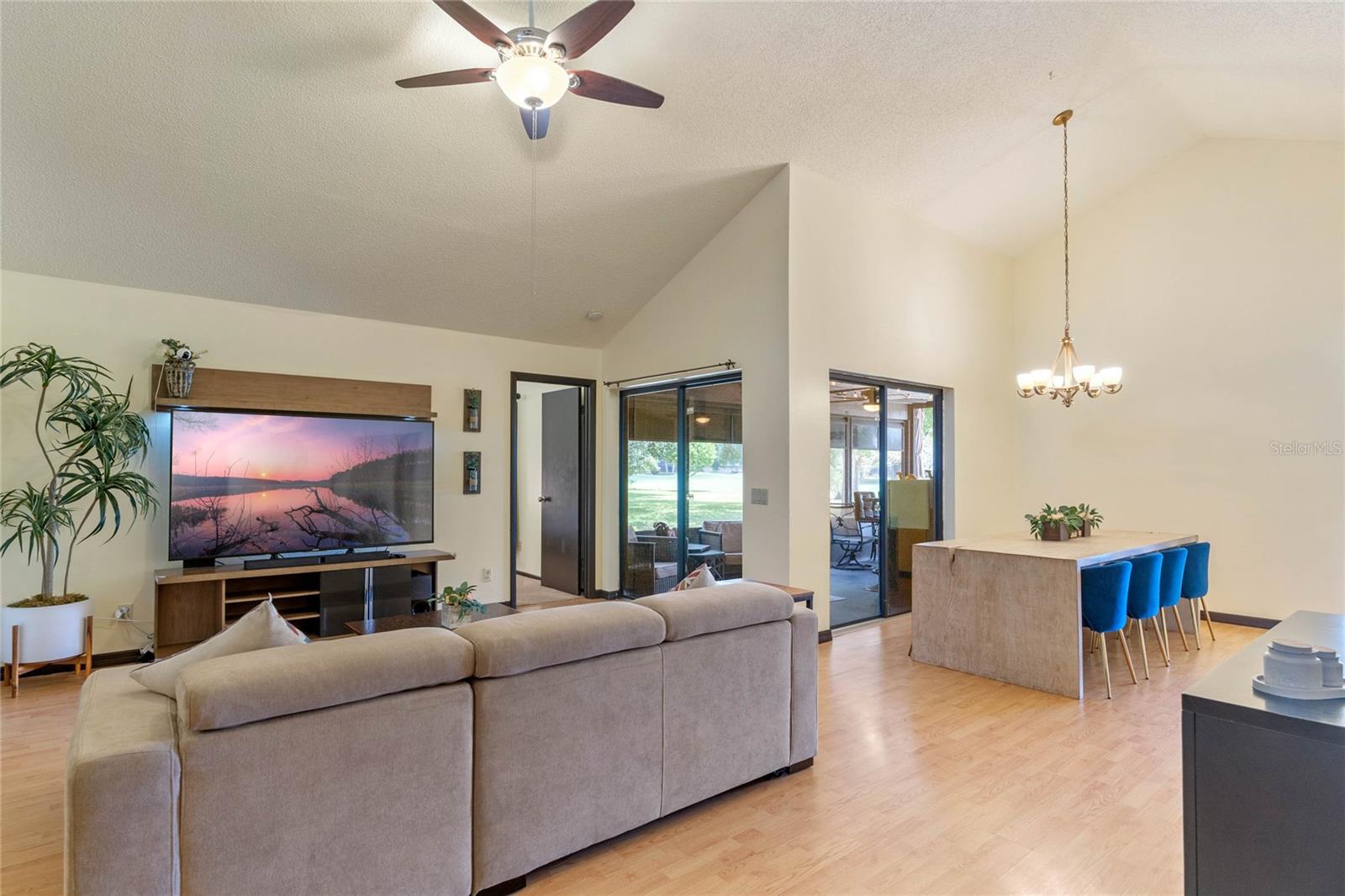 Image 10 of 40 For 6358 Parson Brown Drive