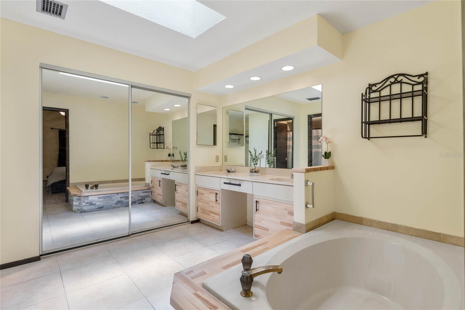 Image 28 of 40 For 6358 Parson Brown Drive