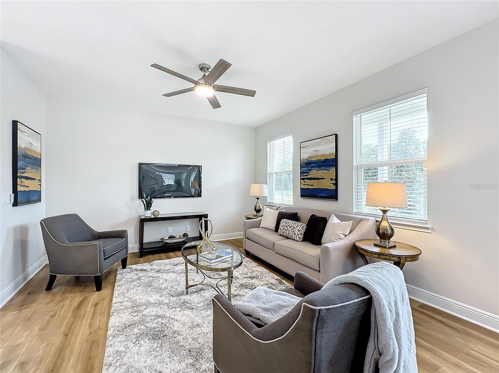 Image 11 of 37 For 2220 Bumby Avenue 110