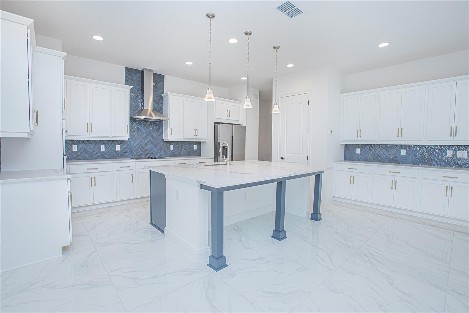 Image 10 of 42 For 13803 Larkton Lane