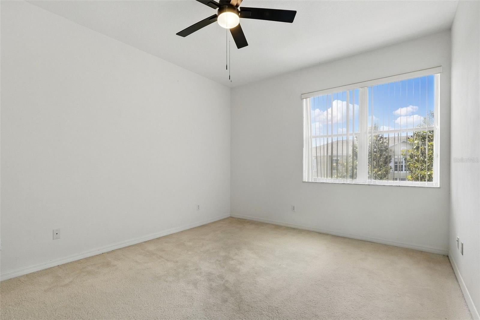Image 18 of 40 For 13329 Harbor Shore Lane