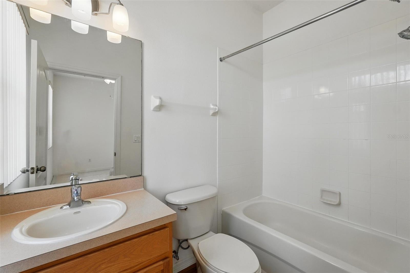 Image 20 of 40 For 13329 Harbor Shore Lane