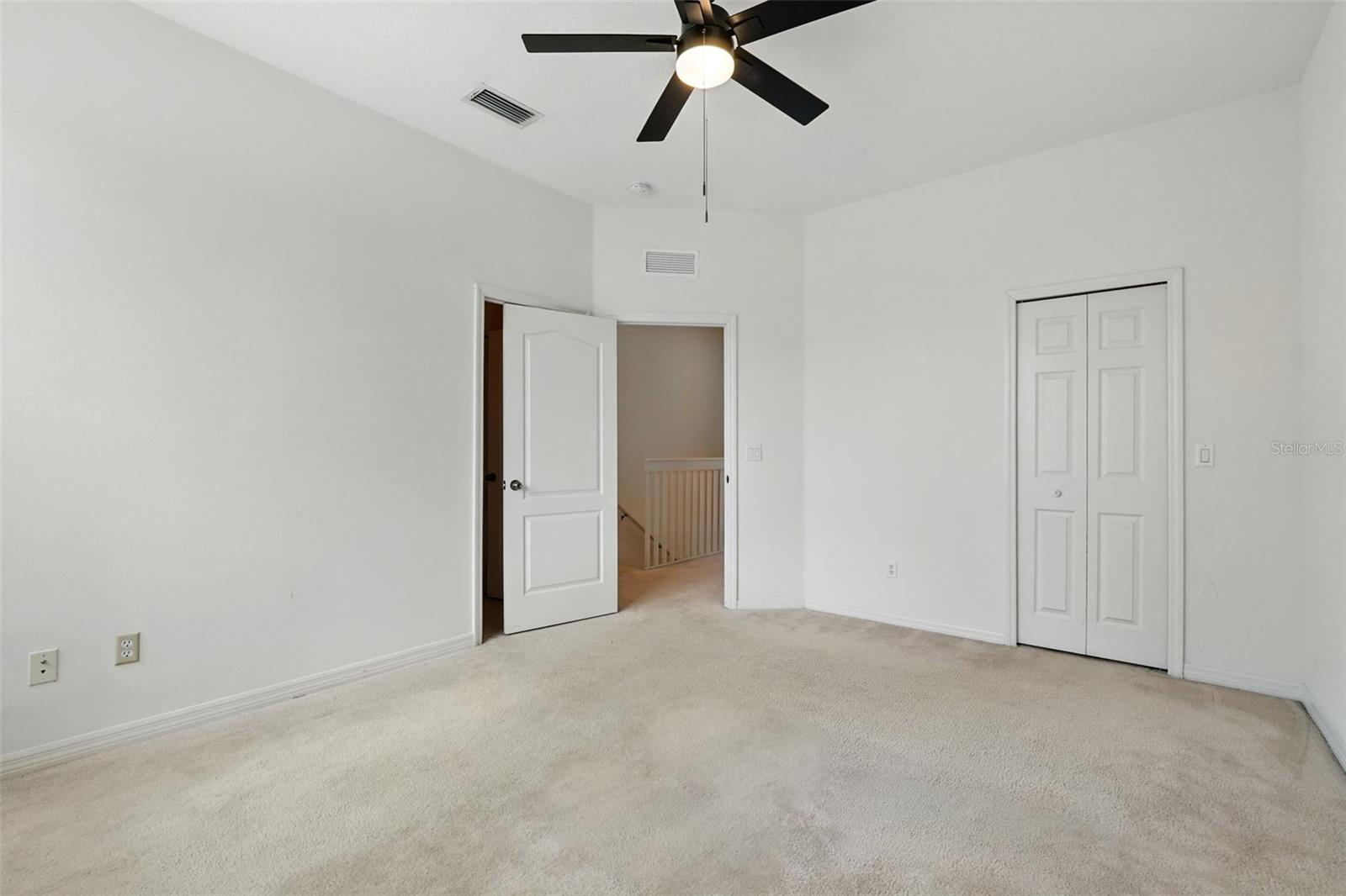 Image 5 of 40 For 13329 Harbor Shore Lane