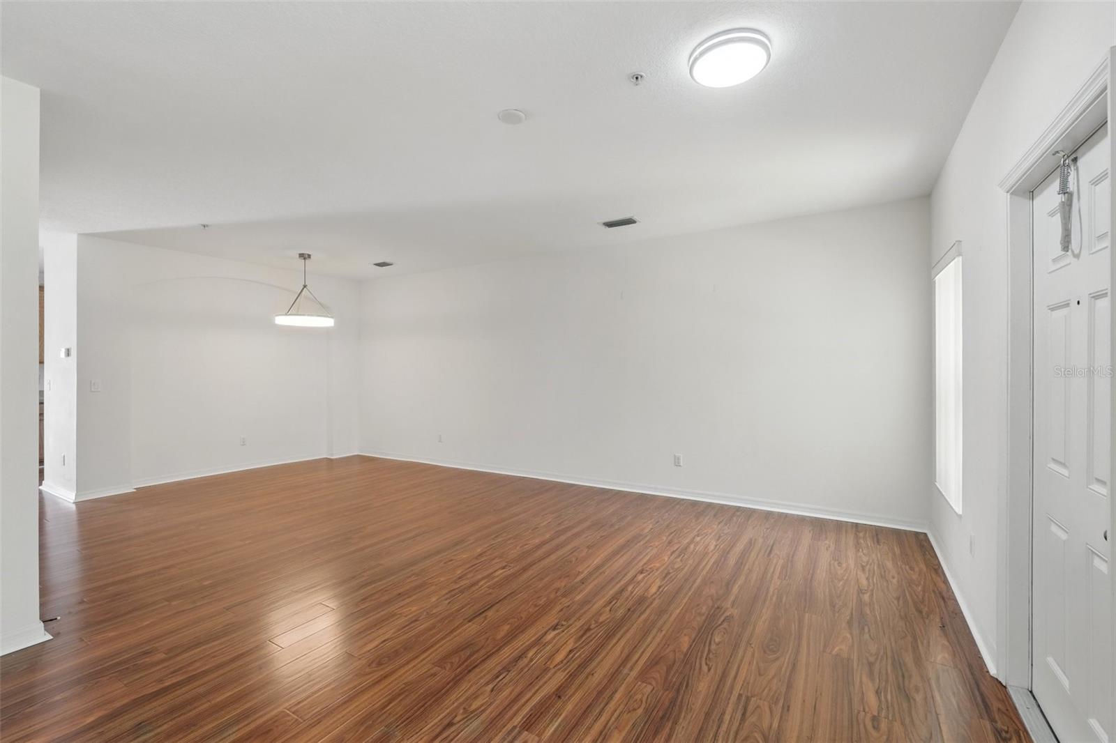 Image 8 of 40 For 13329 Harbor Shore Lane