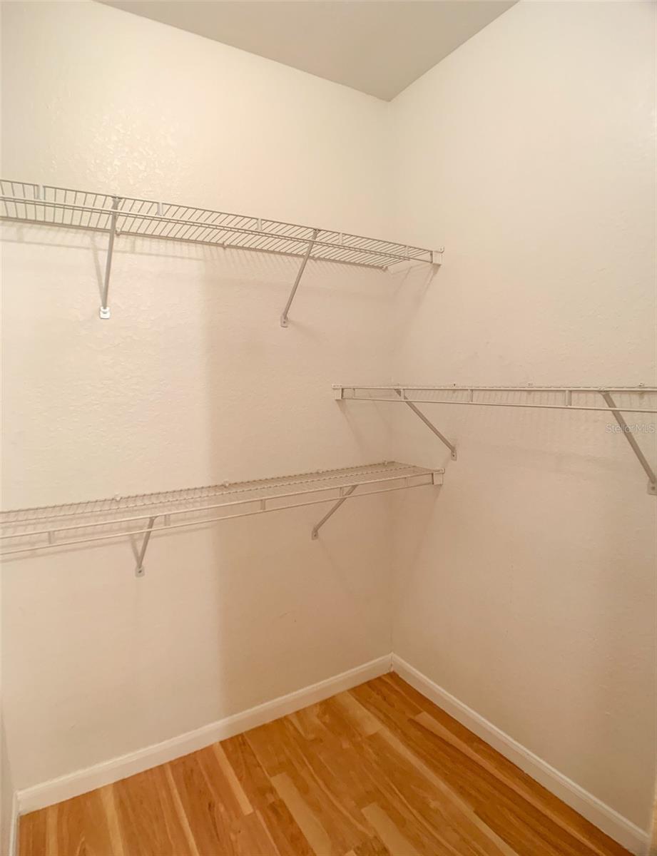 Image 10 of 19 For 860 Orange Avenue 428