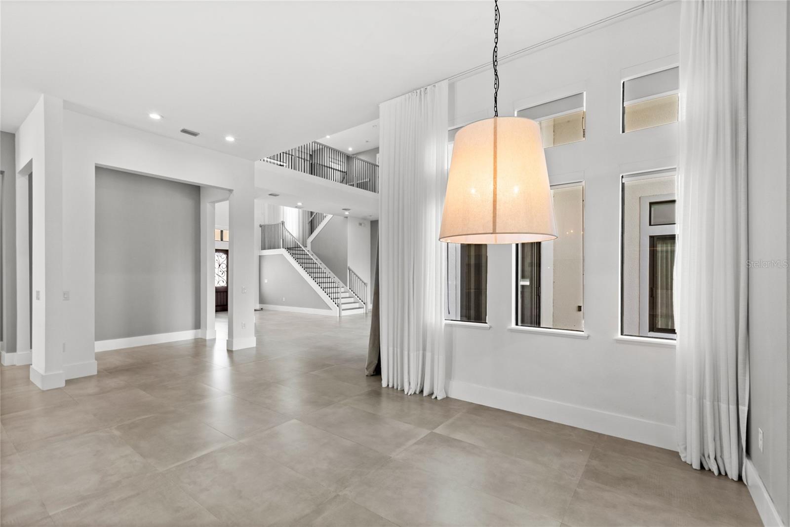 Image 16 of 81 For 4047 Isabella Circle