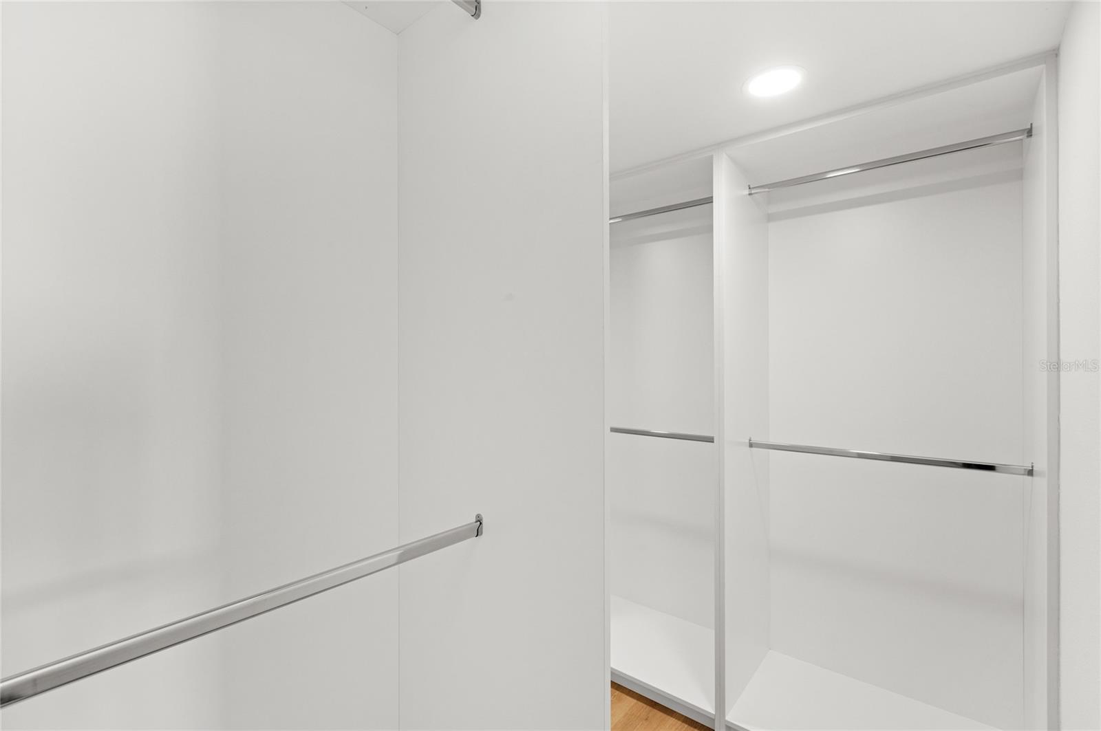 Image 42 of 81 For 4047 Isabella Circle