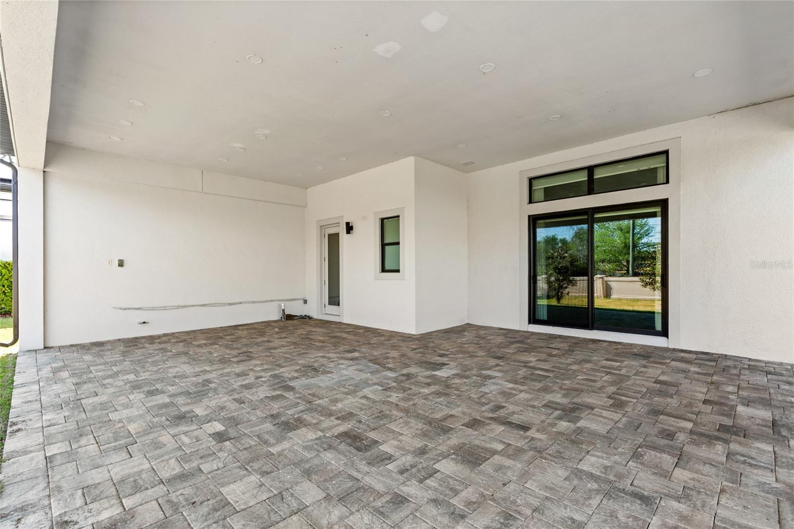 Image 71 of 81 For 4047 Isabella Circle